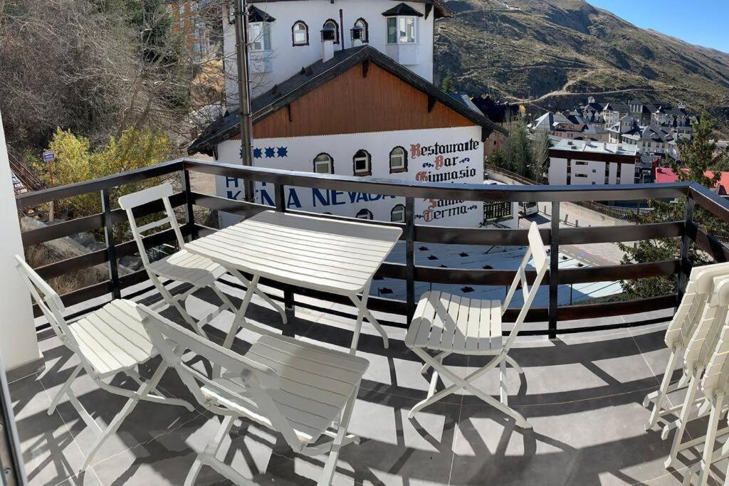 Apartamento Precioso Sol Y Sierra เซียร์ราเนบาดา ภายนอก รูปภาพ